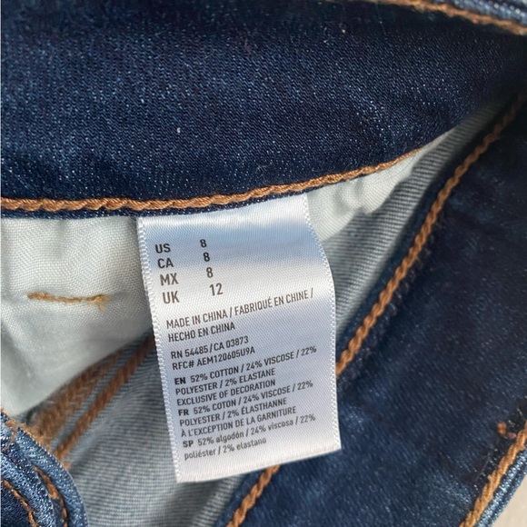 American Eagle, Denim Shorts, Size 8 - Picture 2 of 3